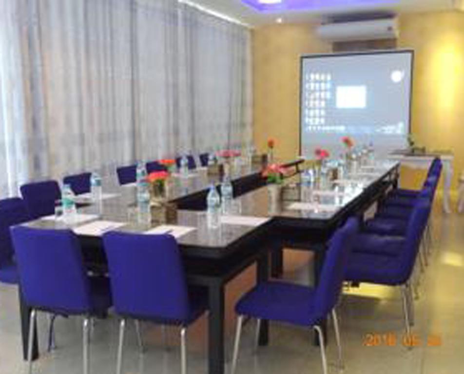Perfect Hotel Mandalay Buitenkant foto