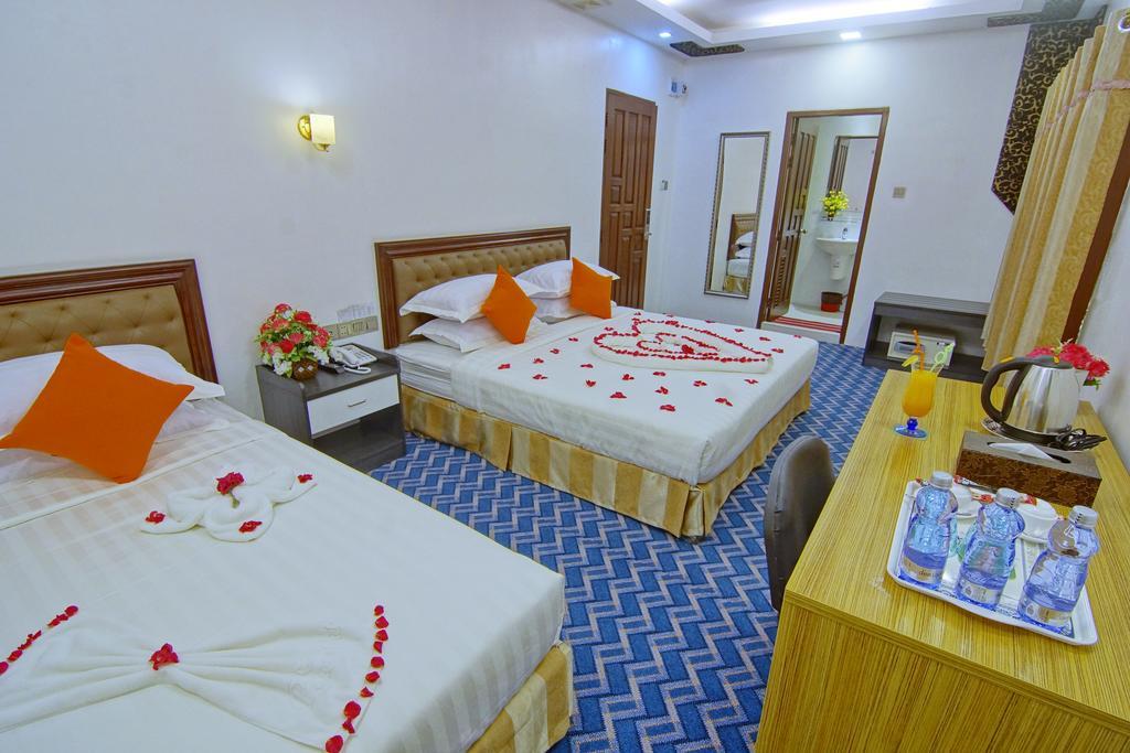 Perfect Hotel Mandalay Buitenkant foto