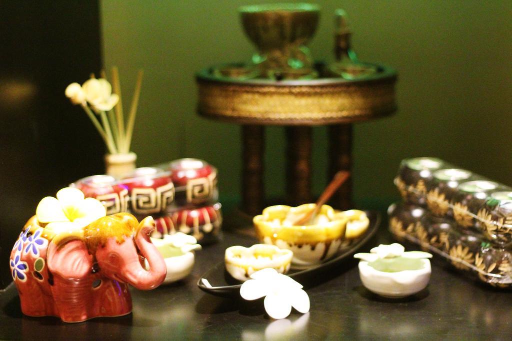 Perfect Hotel Mandalay Buitenkant foto