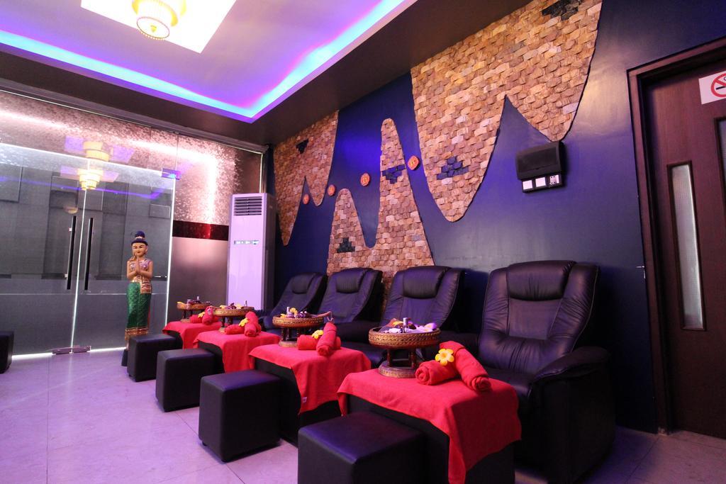 Perfect Hotel Mandalay Buitenkant foto