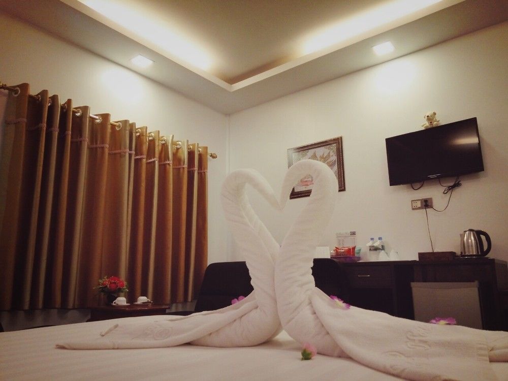 Perfect Hotel Mandalay Buitenkant foto