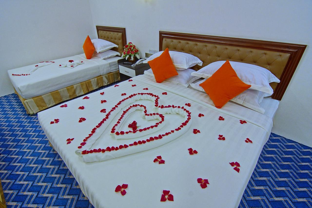Perfect Hotel Mandalay Buitenkant foto