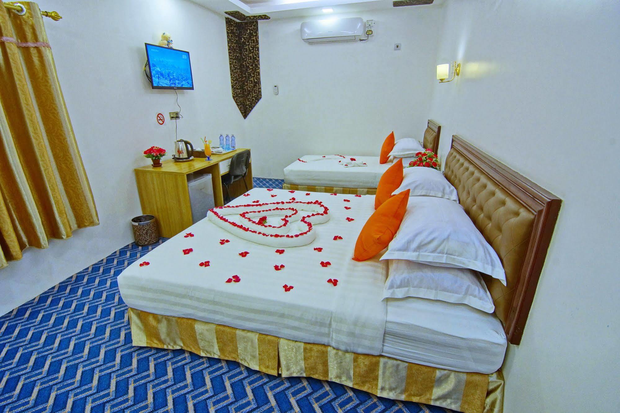 Perfect Hotel Mandalay Buitenkant foto